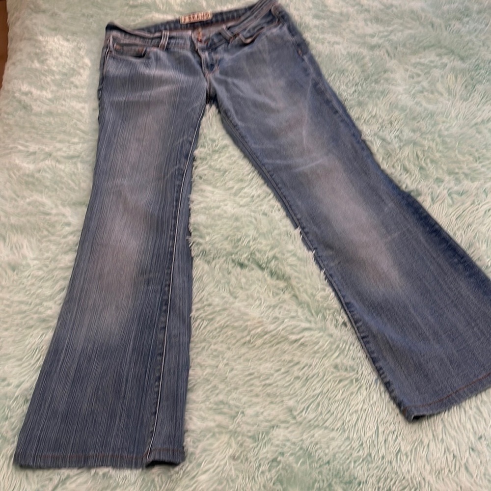 Jbrand Love Story Flare Jeans Size 29 (Hemmed)